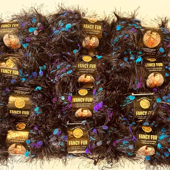 12 skeins yarn Lion Brand discontinued Fancy Fur eyelash stained glass color - Picture 5 of 6
